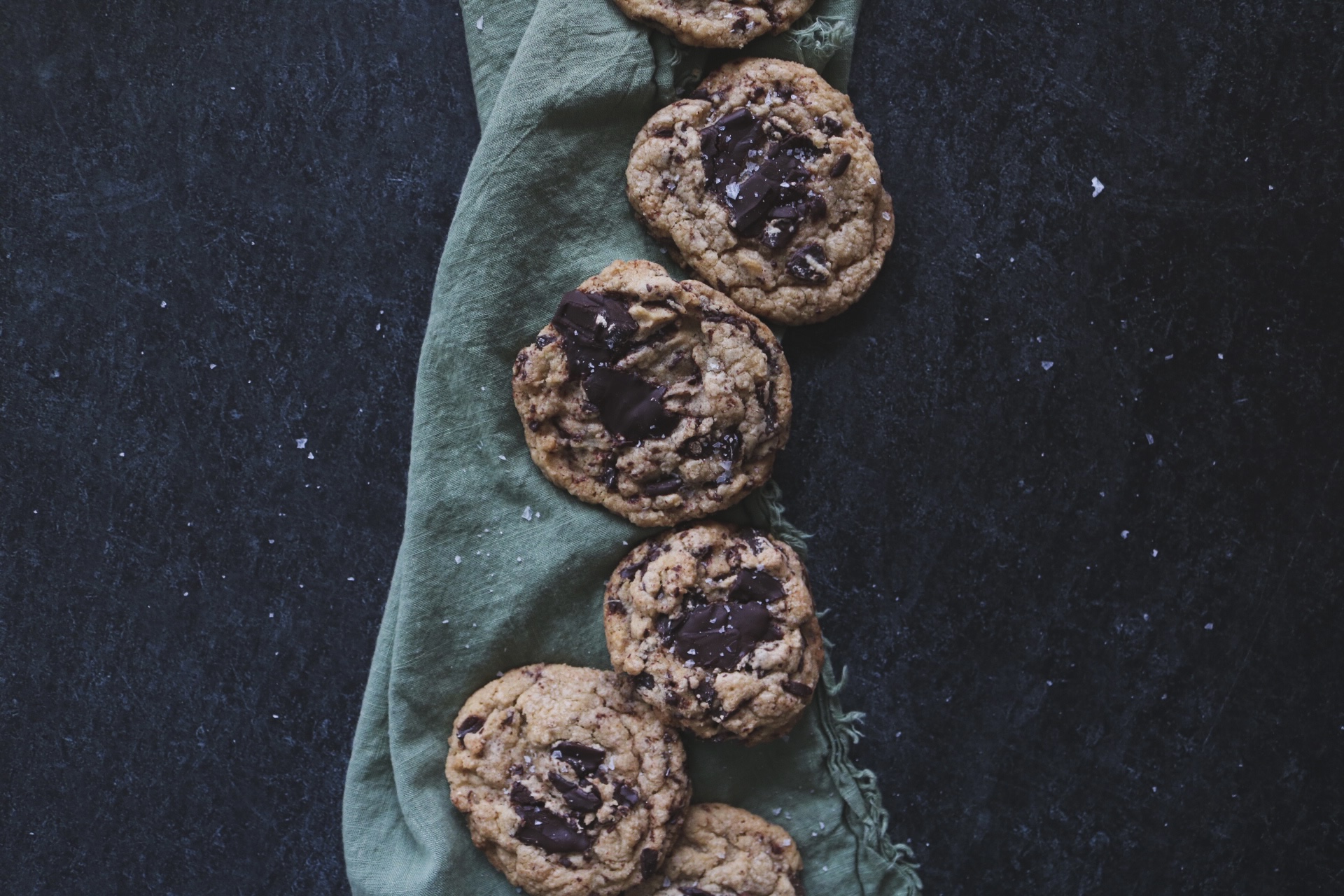 chocolate chip cookies